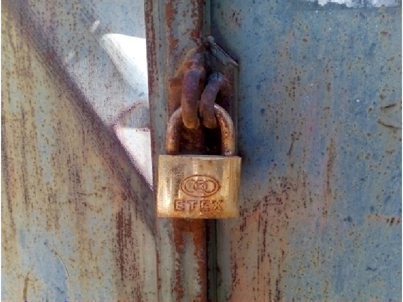 زنگ زدگی قفل آویز